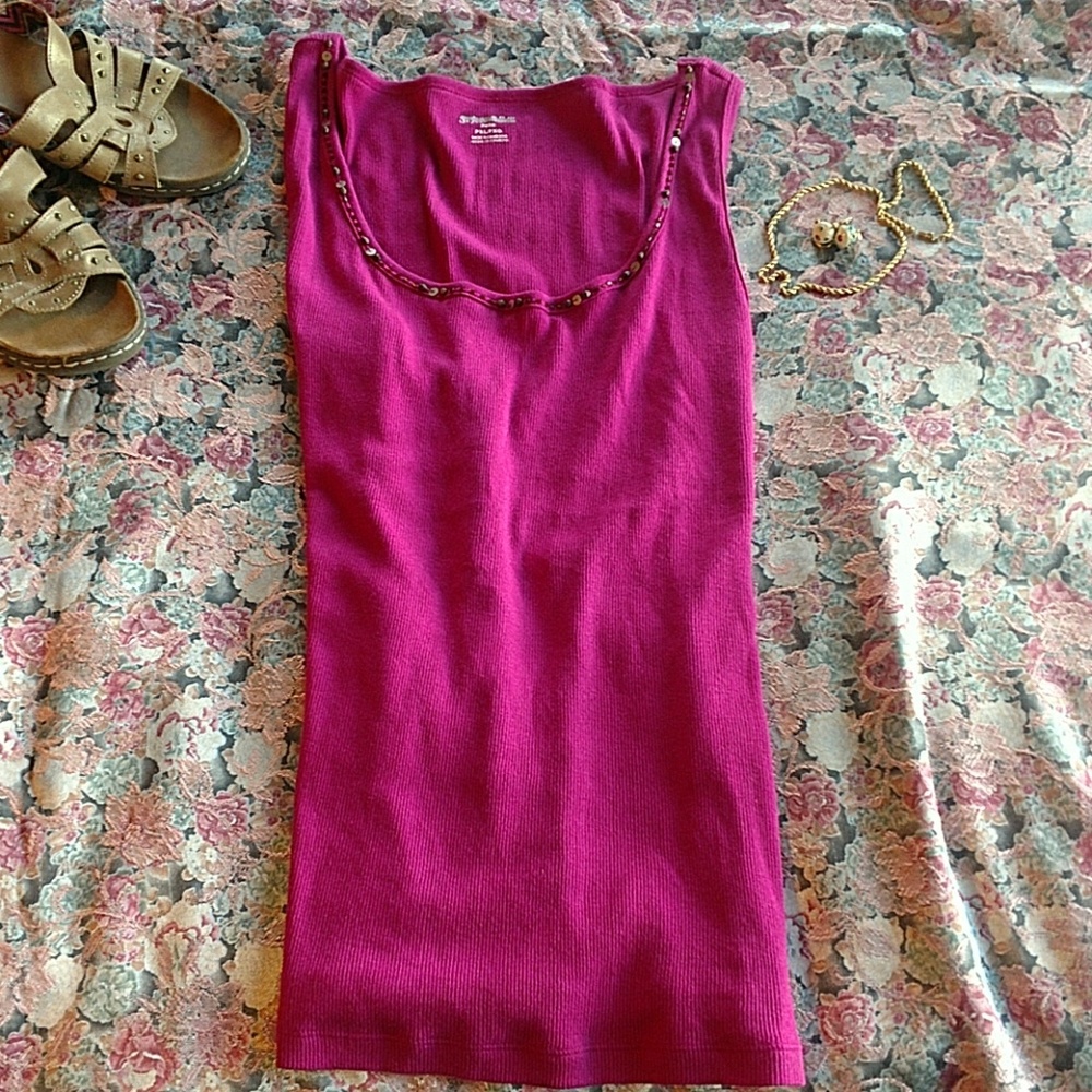 Gorgeous Raspberry Tank Top - Picture 2 of 7
